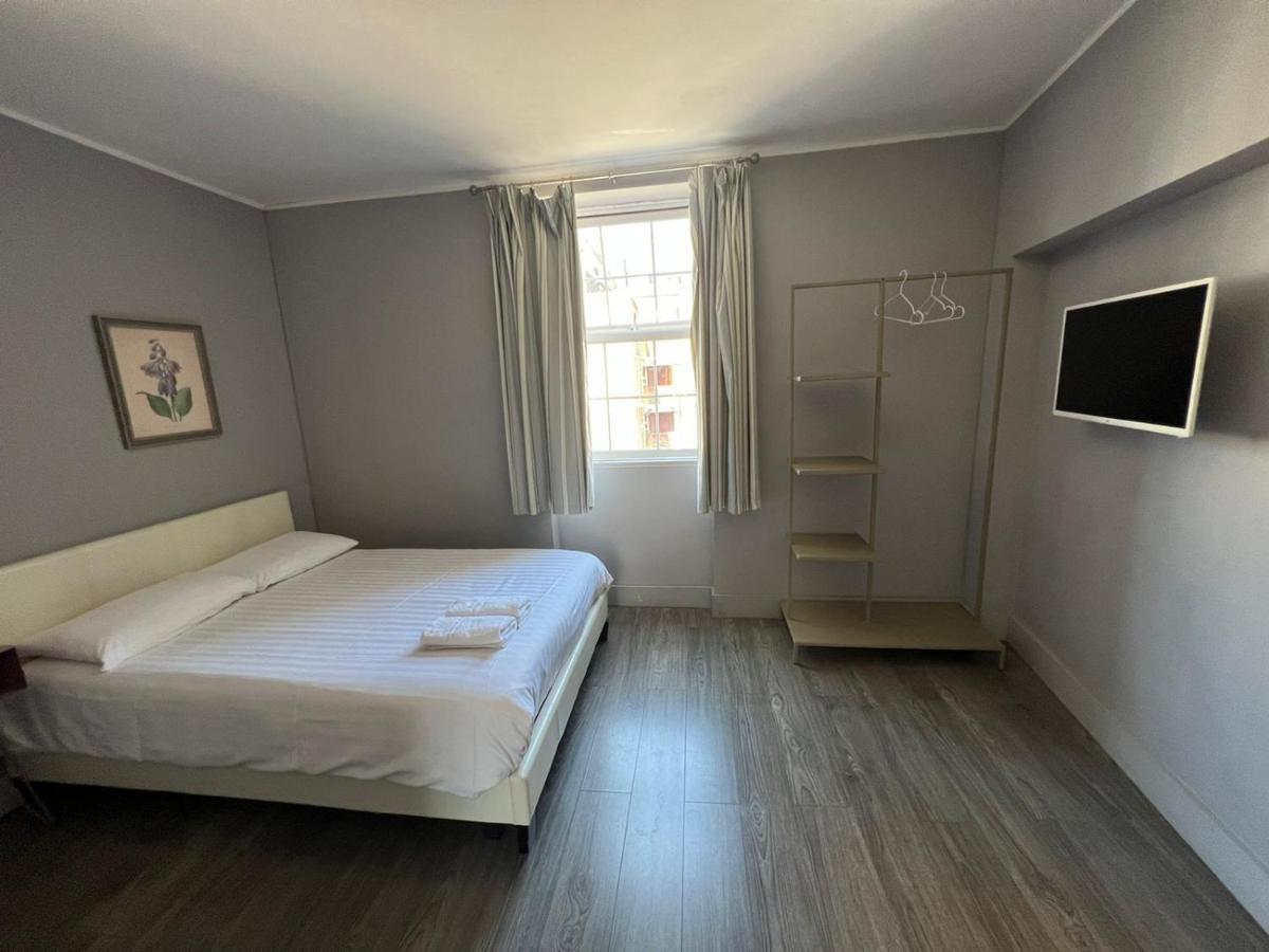 Petticoat Accommodations Лондон Екстер'єр фото